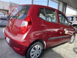 هیوندای i10